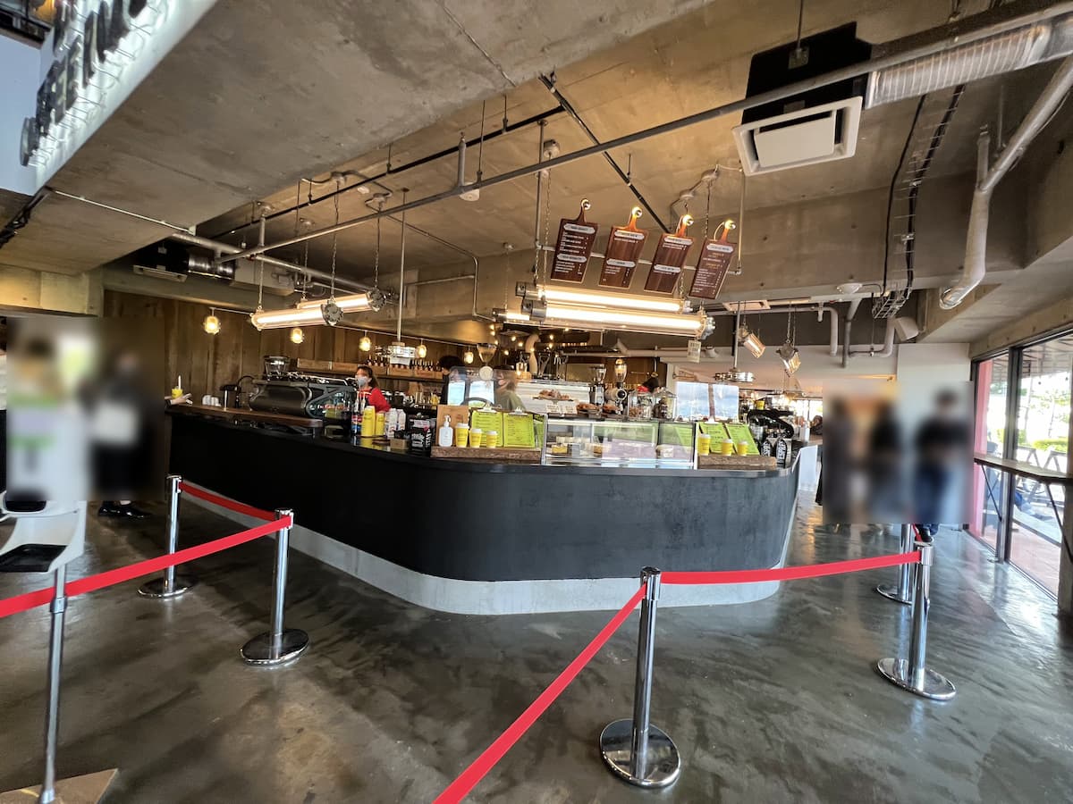 沖縄女子旅必見！1階におしゃれなカフェがある『レクー沖縄北谷スパ&リゾート』がおすすめ！