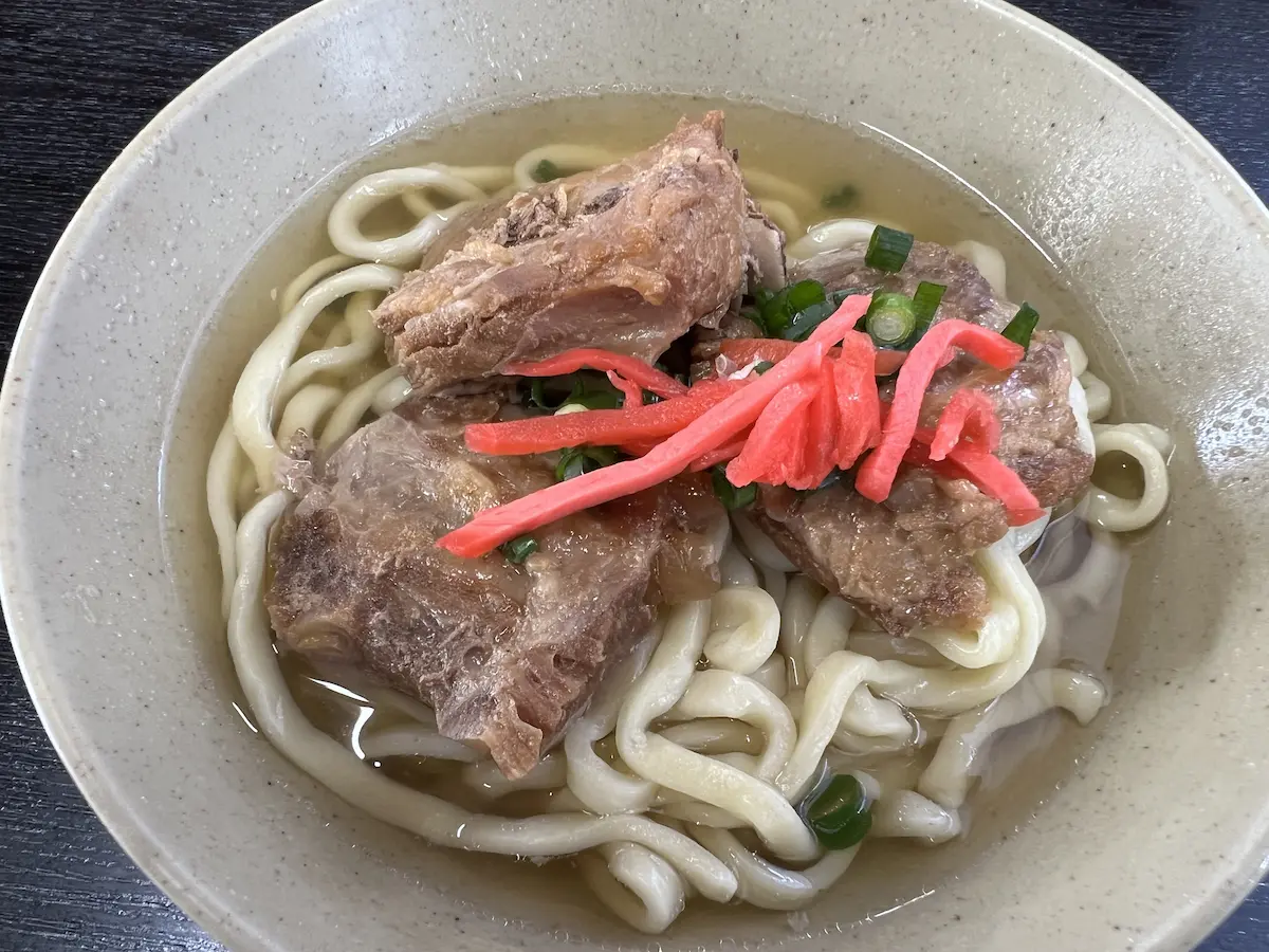 沖縄名護市にある元祖ソーキそばのお店『我部祖河食堂』／レビュー