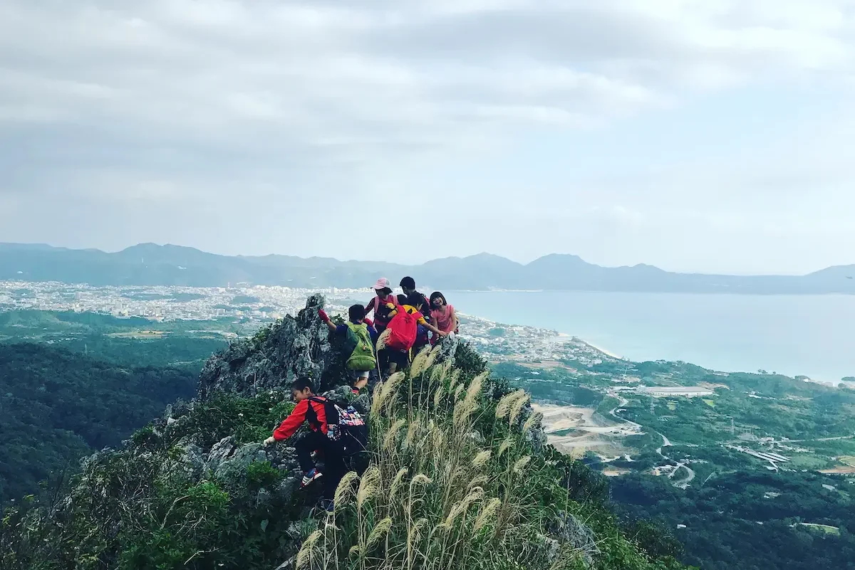 11月の沖縄でおすすめのアクティビティで美しい景色を堪能！トレッキングできる山